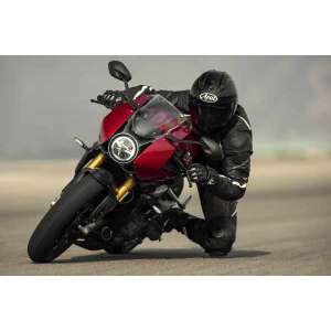 Nuova Triumph Speed-Triple 1200 RR: caratteristiche e pezzi di ricambio